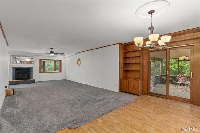 418 E Maple St, House other with 3 bedrooms, 2 bathrooms and 2 parking in Gillespie IL | Image 9
