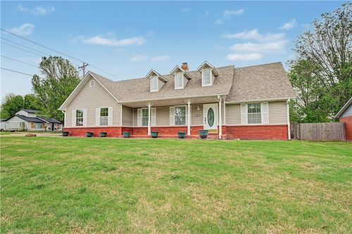 4001 Clark Avenue, Springdale, AR, 72762 | Card Image