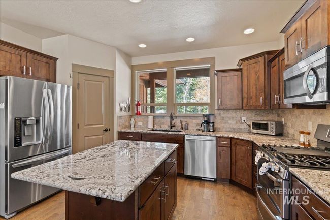 714 Spruce St E, House other with 4 bedrooms, 3 bathrooms and 2 parking in McCall ID | Image 5