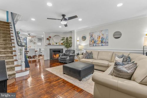 7828 Bayard St, PHILADELPHIA, PA, 19150-1304 | Card Image