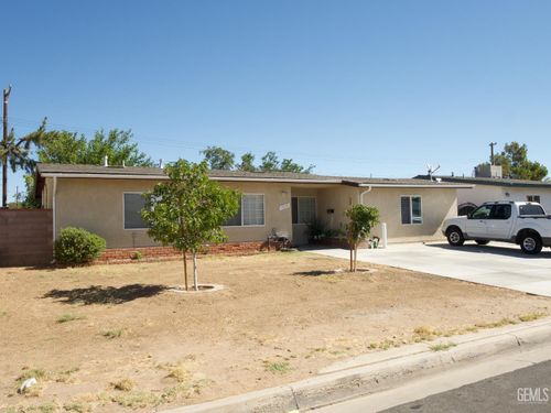 1609 E Avenue Q6, Palmdale, CA, 93550-4823 | Card Image