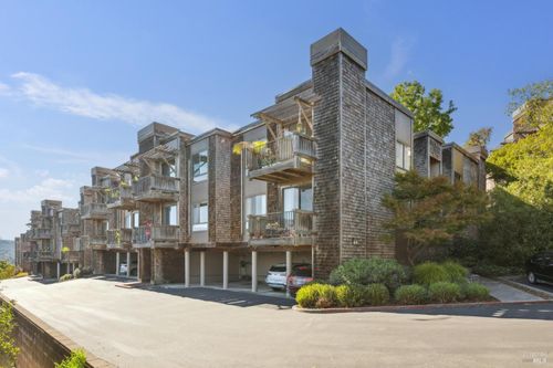 561 Seaver Dr, Mill Valley, CA, 94941-2272 | Card Image