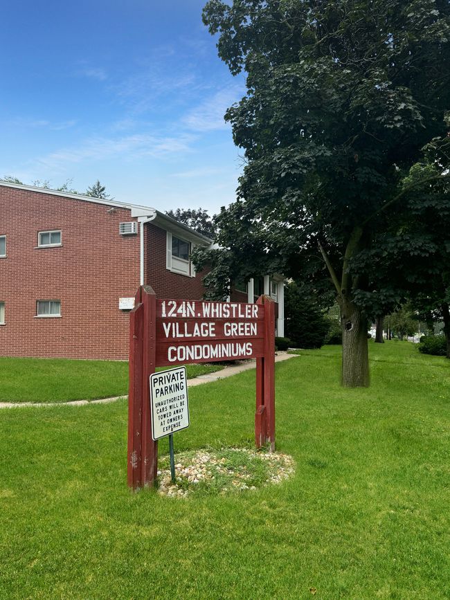 APT-8B - 124 N Whistler Ave, Condo with 2 bedrooms, 1 bathrooms and 1 parking in FREEPORT IL | Image 25