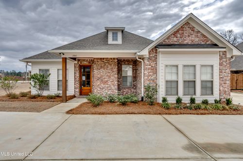 1841 Freedom Ring Dr, Brandon, MS, 39047-1825 | Card Image