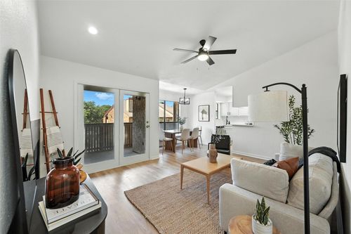 apt-4922-1301 Memory Ln, Arlington, TX, 76011-8838 | Card Image