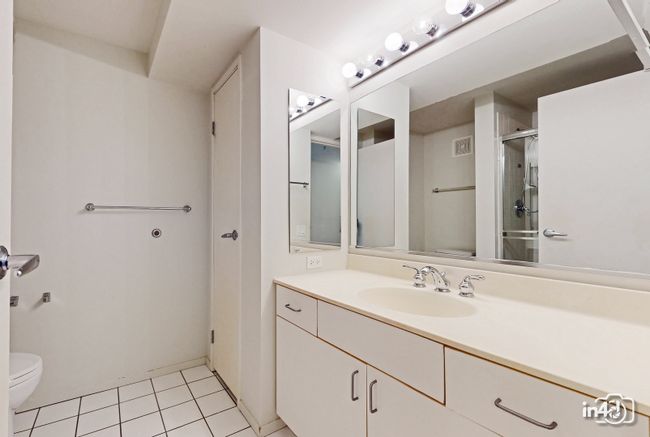 UNIT-108 - 1625 Glenview Rd, Condo with 2 bedrooms, 3 bathrooms and 2 parking in Glenview IL | Image 38