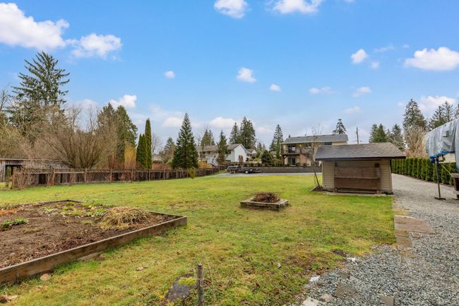 9013 Hammond Street, House other with 4 bedrooms, 3 bathrooms and 8 parking in Mission BC | Image 32