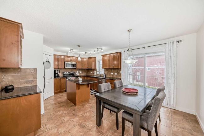4004 - 2370 Bayside Rd Sw, Home with 3 bedrooms, 2 bathrooms and 2 parking in Airdrie AB | Image 12