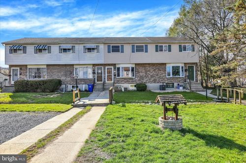 1420 Frush Valley Rd, LAURELDALE, PA, 19605-1820 | Card Image