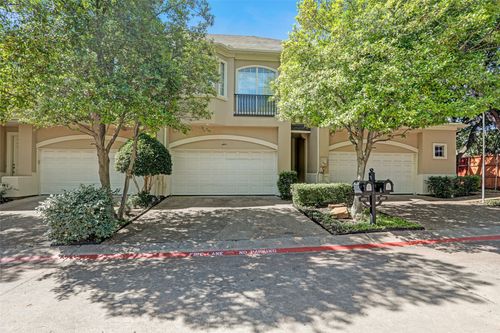 4092 Oberlin Way, Addison, TX, 75001-3511 | Card Image
