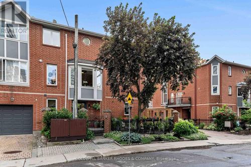 372 Lisgar Street, Ottawa, ON, K2P2J3 | Card Image