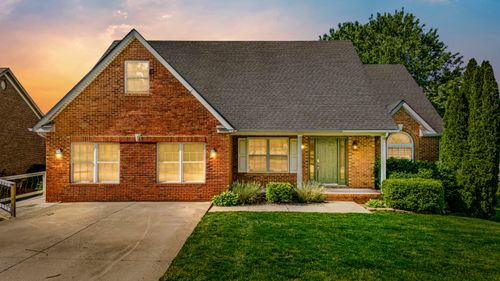 912 Hunter Trl, Mt Sterling, KY, 40353-7830 | Card Image