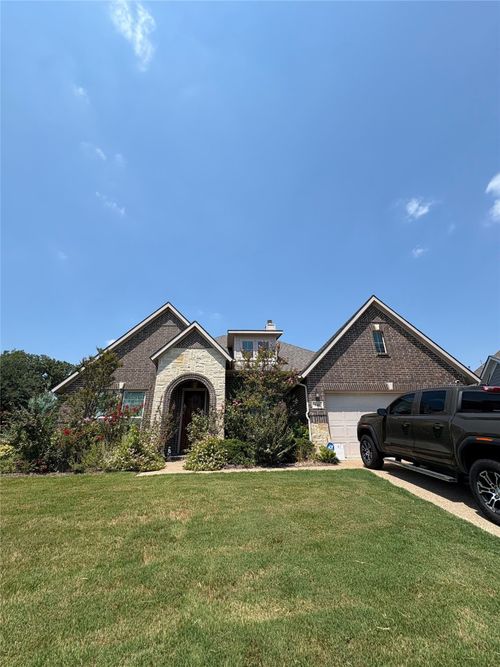 640 Three Tee Ct, Grand Prairie, TX, 75052-6686 | Card Image
