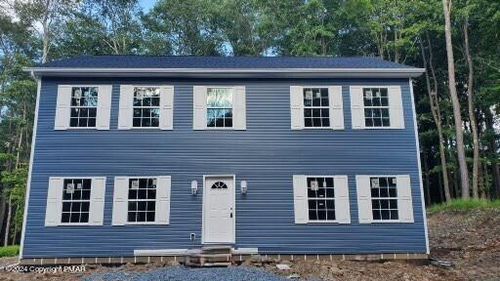 2414 Freedom Pl, Greentown, PA, 18426 | Card Image