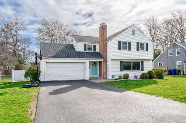 Classic Colonial, doublewide driveway | Image 33