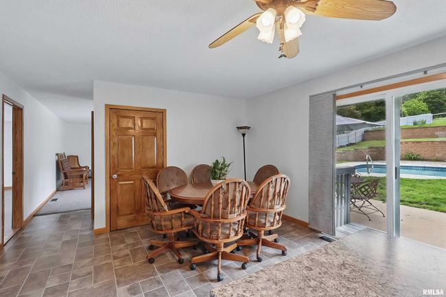 21704 283 Rd Ave, House other with 4 bedrooms, 3 bathrooms and null parking in Le Claire IA | Image 31