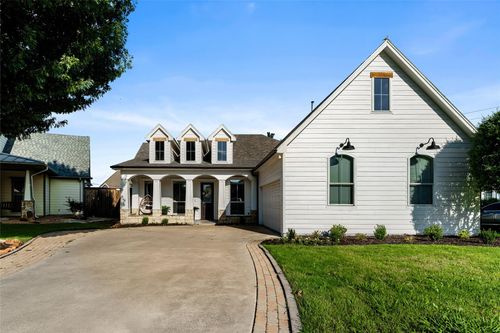 520 Dooley Ct, Grapevine, TX, 76051-5454 | Card Image