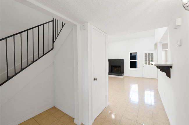 1837 Amber Ln, Townhouse with 2 bedrooms, 2 bathrooms and null parking in Carrollton TX | Image 4