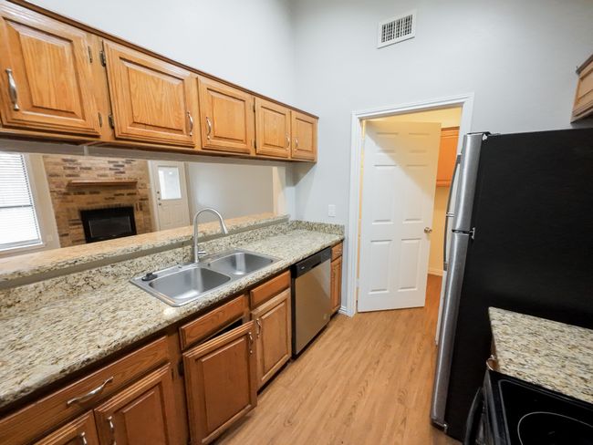 820 Via Madonna, House other with 2 bedrooms, 2 bathrooms and null parking in Mesquite TX | Image 9