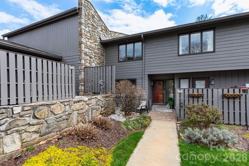 515 Crowfields Ln, Asheville, NC, 28803-3299 | Card Image
