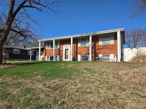 1215 Cypress Dr, O Fallon, MO, 63366-1662 | Card Image