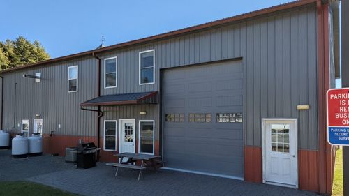46 County St, Berkley, MA, 02779-1715 | Card Image