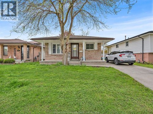 1493 Azalia Crescent, Windsor, ON, N8W5C5 | Card Image