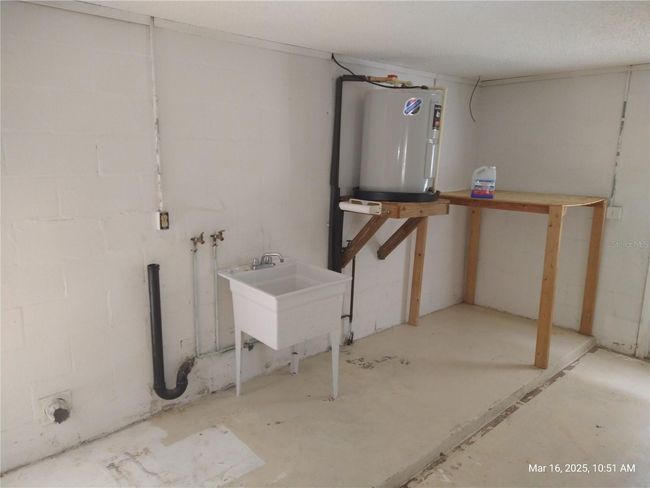 13610 Claudia Dr, House other with 3 bedrooms, 2 bathrooms and null parking in HUDSON FL | Image 15