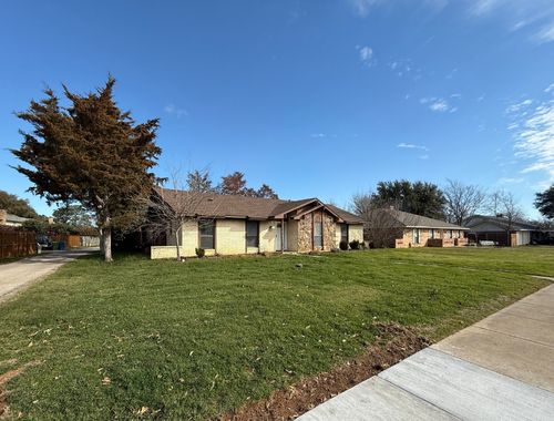 69 Lakewood Dr, Hickory Creek, TX, 75065-3127 | Card Image