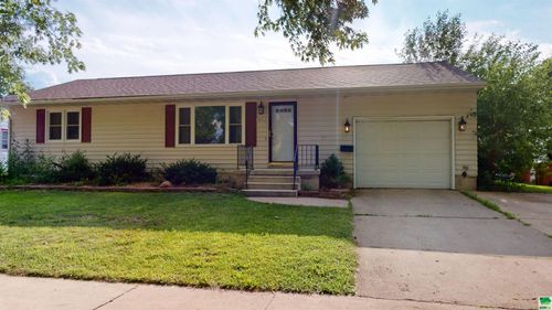 1012 Witter St, Storm Lake, IA, 50588-3139 | Card Image