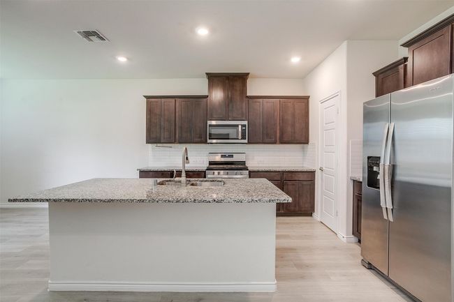 3008 Lampasas Ln, House other with 4 bedrooms, 3 bathrooms and null parking in Little Elm TX | Image 11