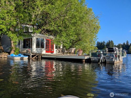1111 Lake Sawyer Rd Se, Black Diamond, WA, 98010 | Card Image