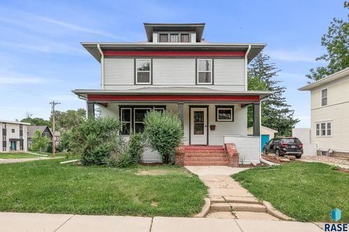 302 E 19th St, Sioux Falls, SD, 57105-0827 | Card Image