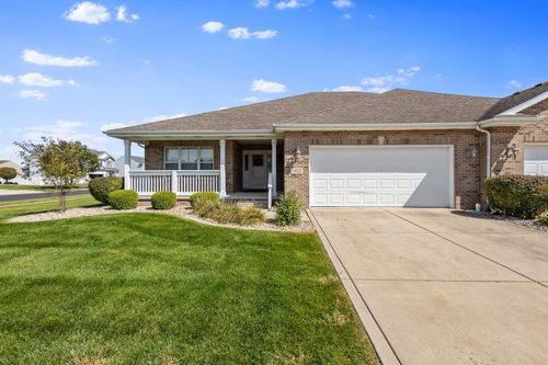 1933 Northwinds Dr, Dyer, IN, 46311 | Card Image