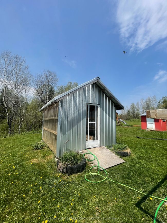 468505 5 Ave, House other with 3 bedrooms, 2 bathrooms and 8 parking in Englehart ON | Image 5