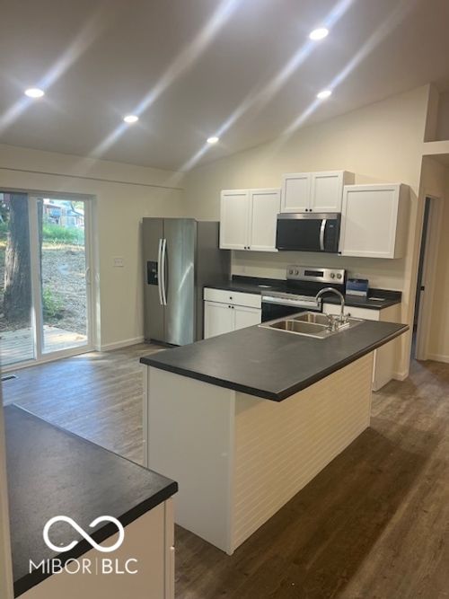 1197 Evergreen Way, North Vernon, IN, 47265-8870 | Card Image