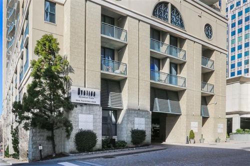 210-3040 Peachtree Road Nw, Atlanta, GA, 30305 | Card Image
