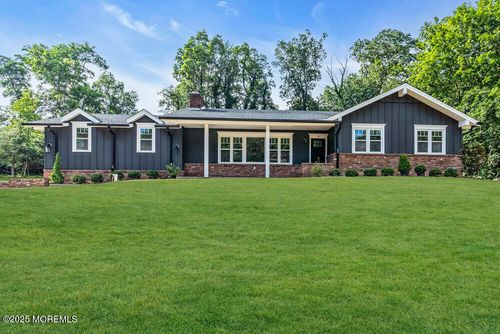 8 Holling Rd, Colts Neck, NJ, 07722-1514 | Card Image