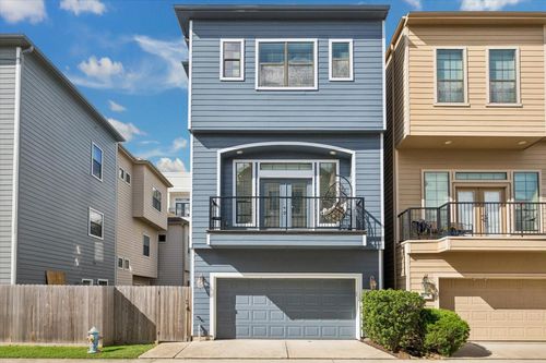 3203 Garden Oaks Vw, Houston, TX, 77018-5529 | Card Image