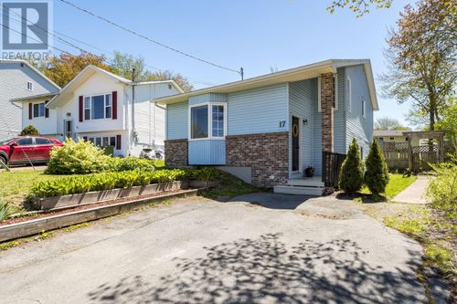 17 Noria Cres, Middle Sackville, NS, B4E2M1 | Card Image