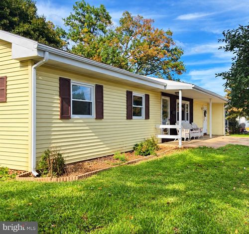 727 E Birch St, PALMYRA, PA, 17078-2703 | Card Image