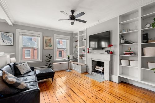 3-18 Harvard St, Boston, MA, 02129-3704 | Card Image