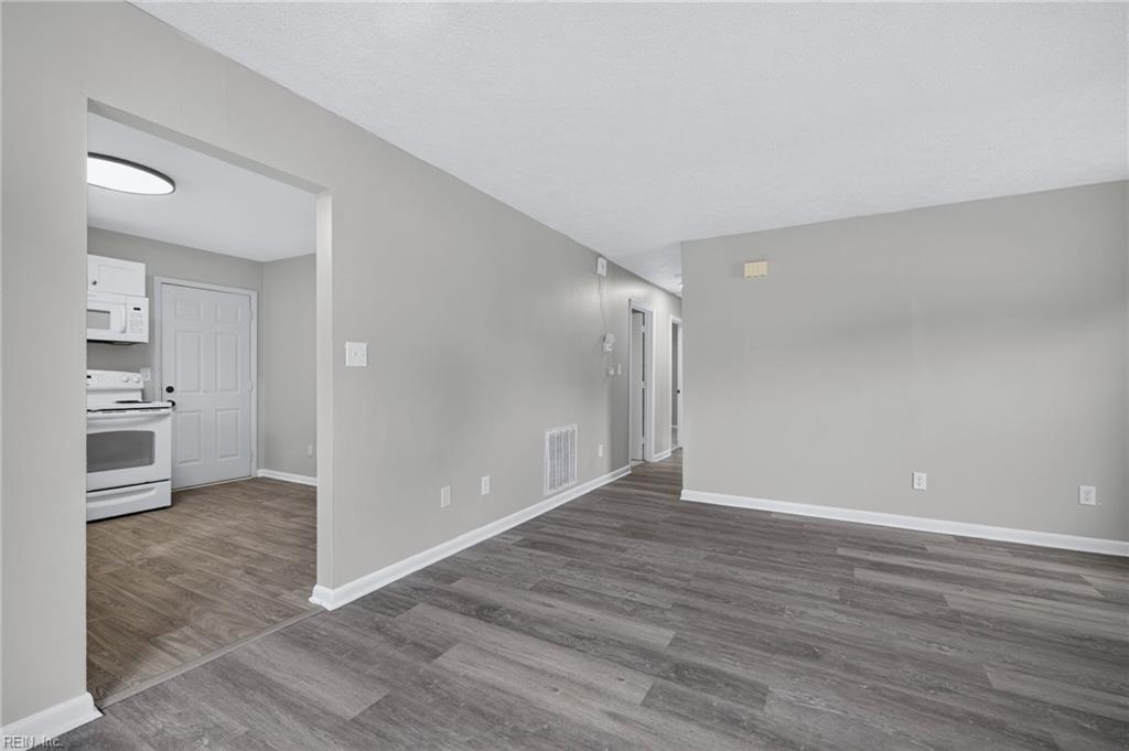 Residential in Hampton 5