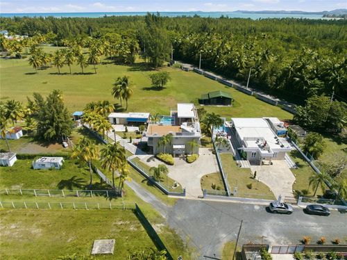 Pr 968k 2.1 int Punta Are Las Picuas, Rio Grande, PR, 00721 | Card Image