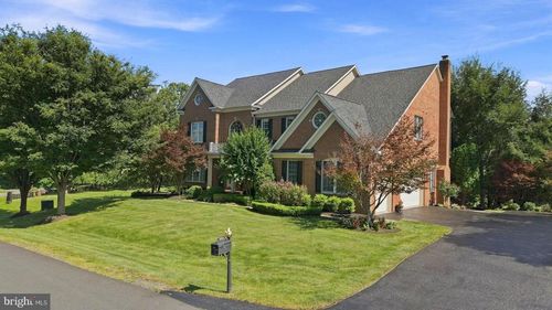 40741 Chevington Ln, LEESBURG, VA, 20175-7208 | Card Image