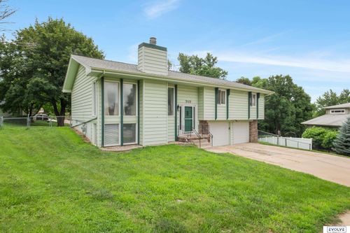 707 Vannornam Drive, Bellevue, NE, 68005 | Card Image