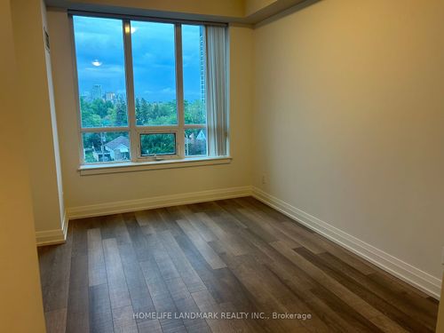 525-7165 Yonge St, Thornhill, ON, L3T0C9 | Card Image