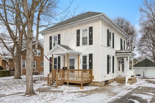 436 W Washington St, Marengo, IL, 60152-2154 | Card Image