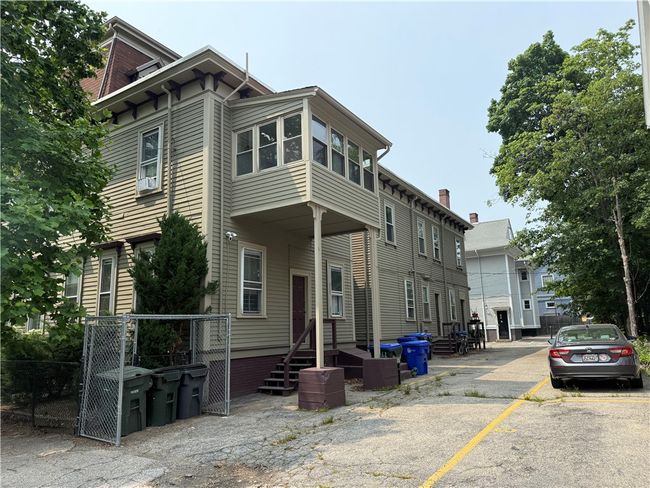 339 Thayer St, Home with 0 bedrooms, 0 bathrooms and 7 parking in Providence RI | Image 4