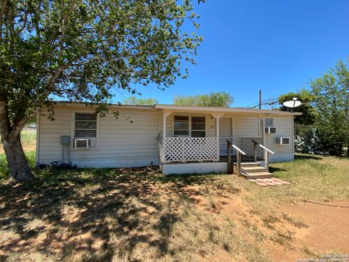 204 Campbell Ave, Jourdanton, TX, 78026-3010 | Card Image